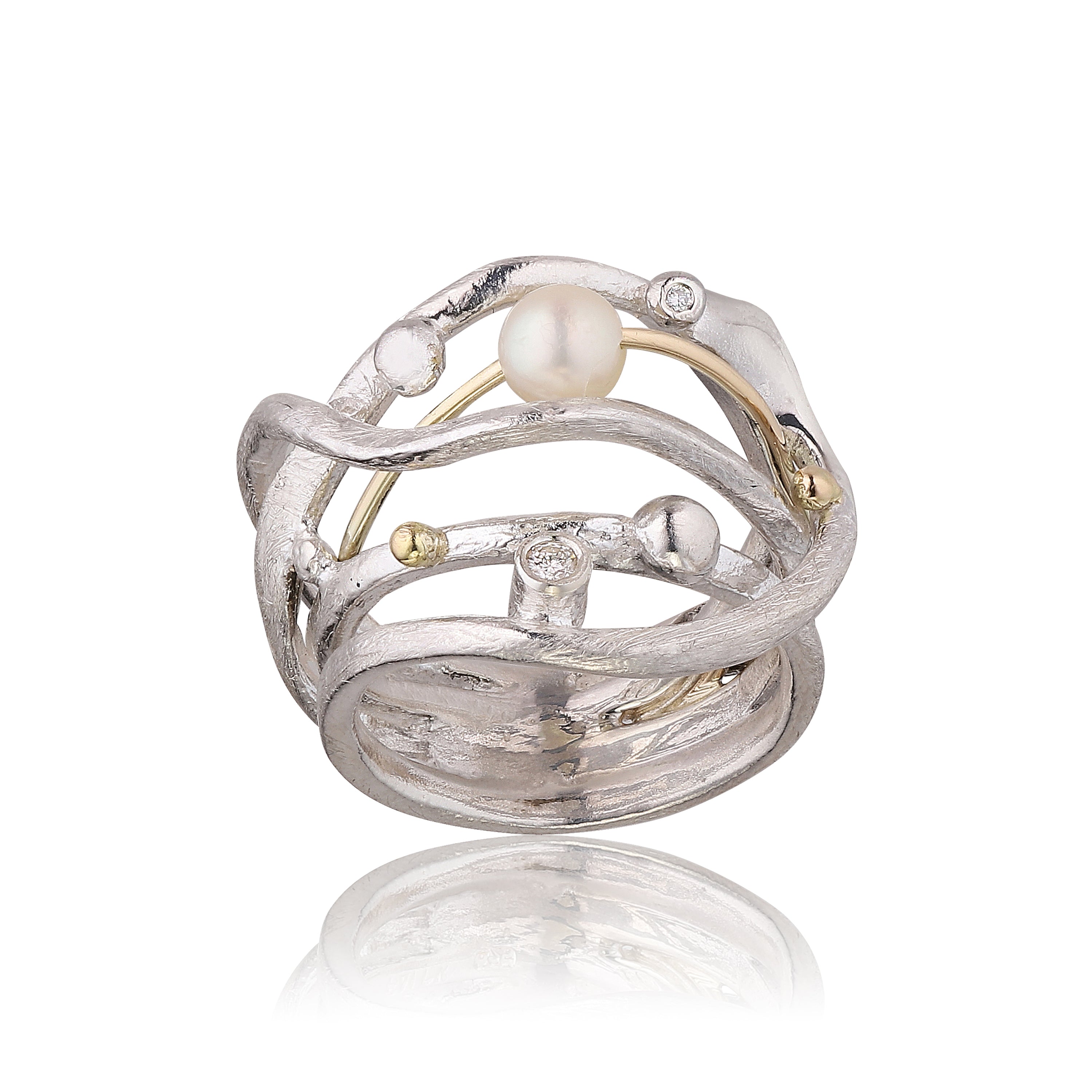 Kaity Grand Elegant silver ring med pärla, guld och diamant.