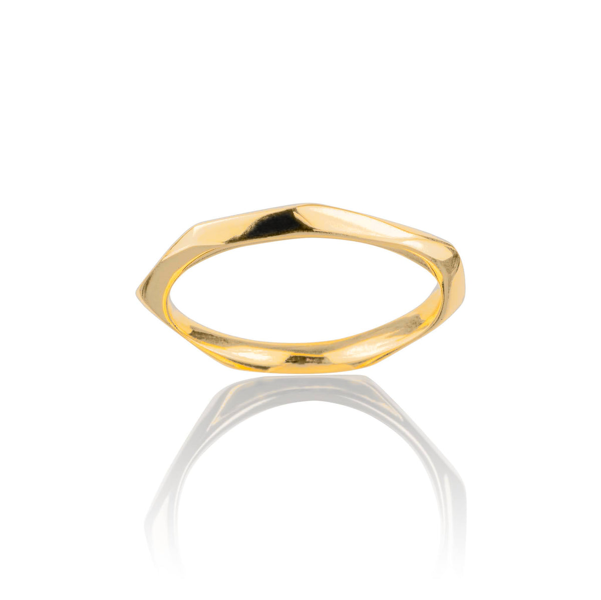Ring i 14 karat guld ur serien Sato, handgjord av Rebecca Falck