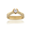 Sirius Exquis Radiant gold ring with a large diamond.
