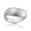 Molai Passion      håndlavet tidsløs sølv ring med champagnefarvet diamant.