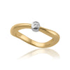 Molai Vivere Gold ring with brilliant diamond.