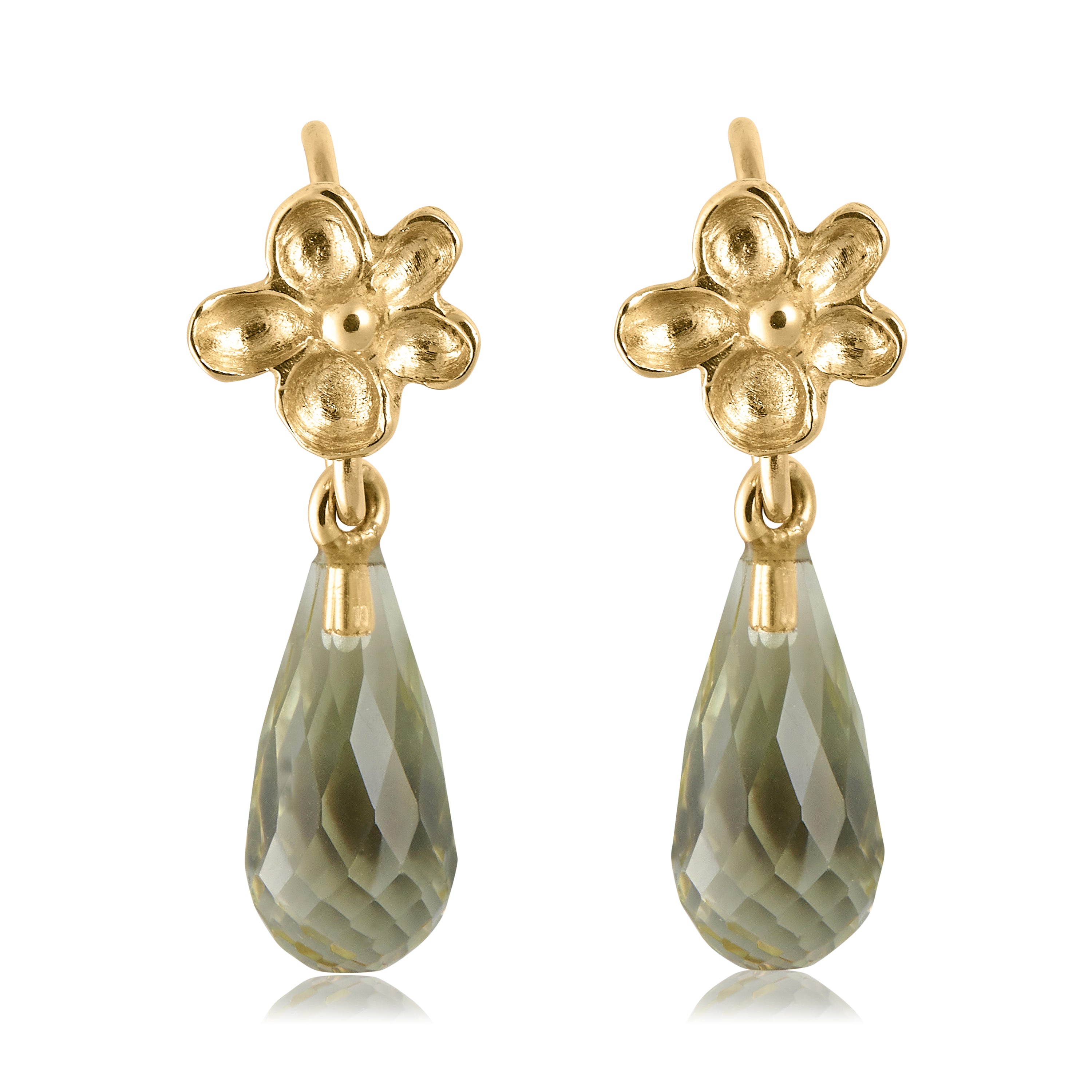 Kairy Petit Radiant earrings with a drop-shaped stone.